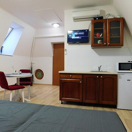 Tulipan Apartman Balatonalmádi Extérieur photo