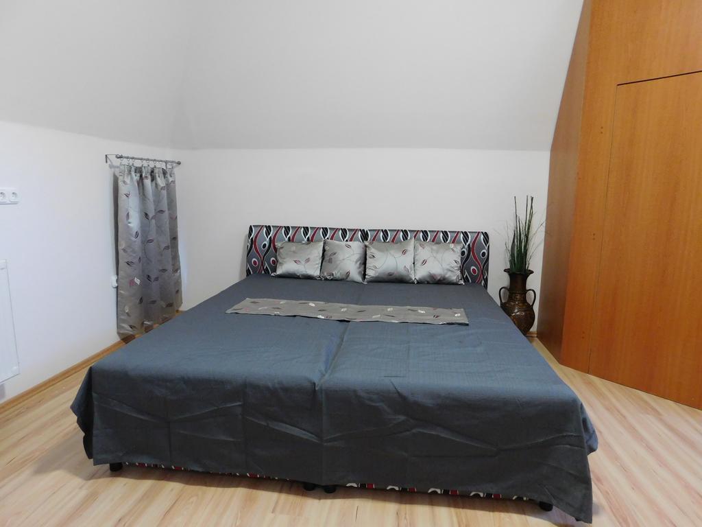 Tulipan Apartman Balatonalmádi Extérieur photo