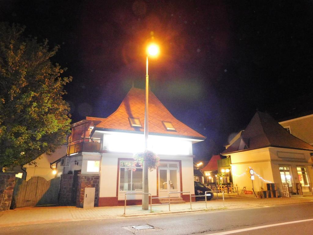 Tulipan Apartman Balatonalmádi Extérieur photo